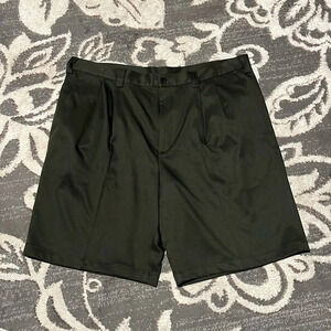 Ashworth men’s golf shorts. Like new. Army green